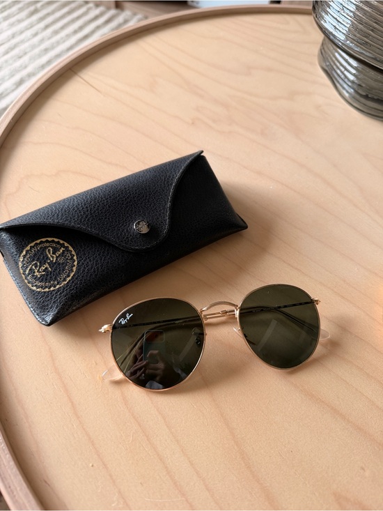 Ray-Ban Accessories - Ray-Ban Round Metal Sunglasses in Gold